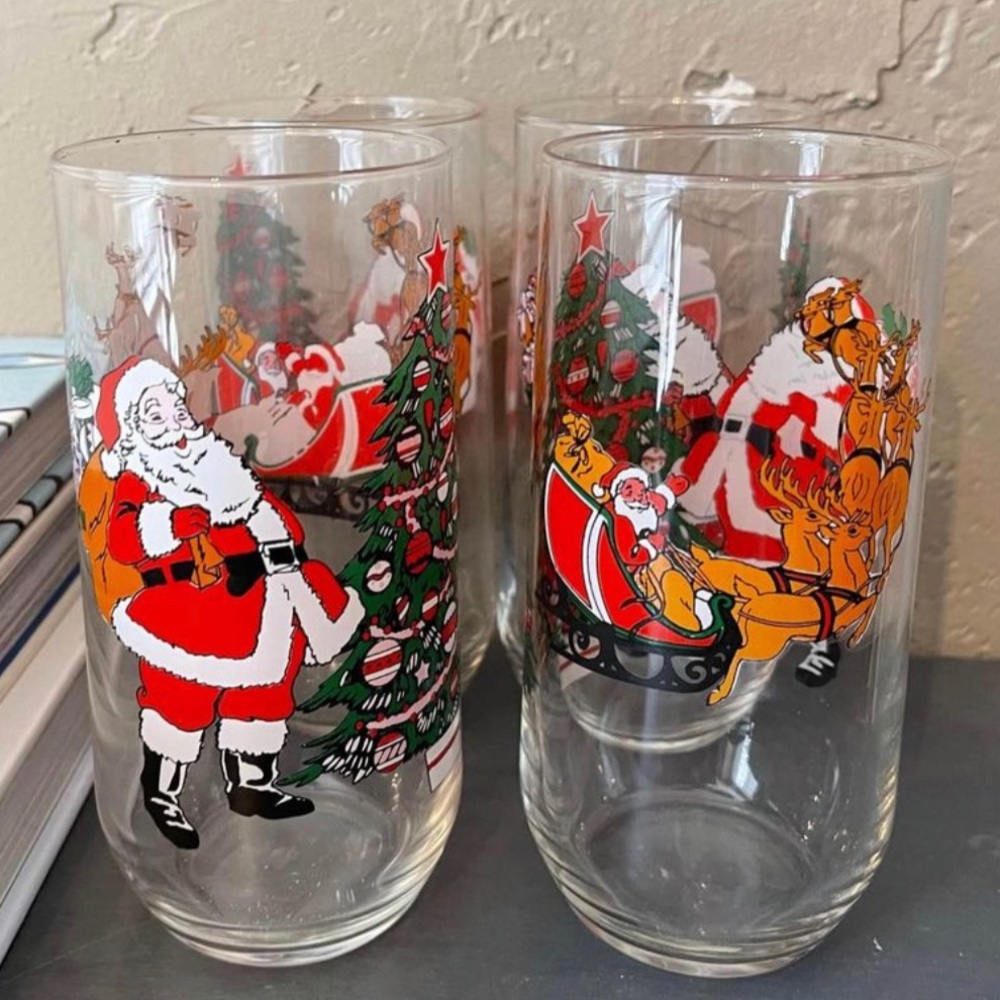 Santa Christmas Glassware By Luminarc: Set of 2: Vintage Holiday Glasses